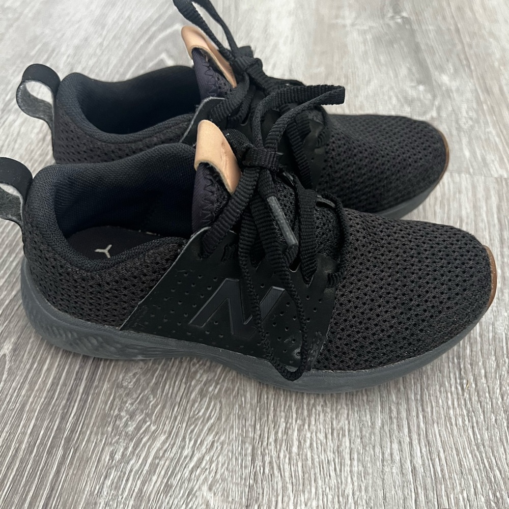 Boy shoe